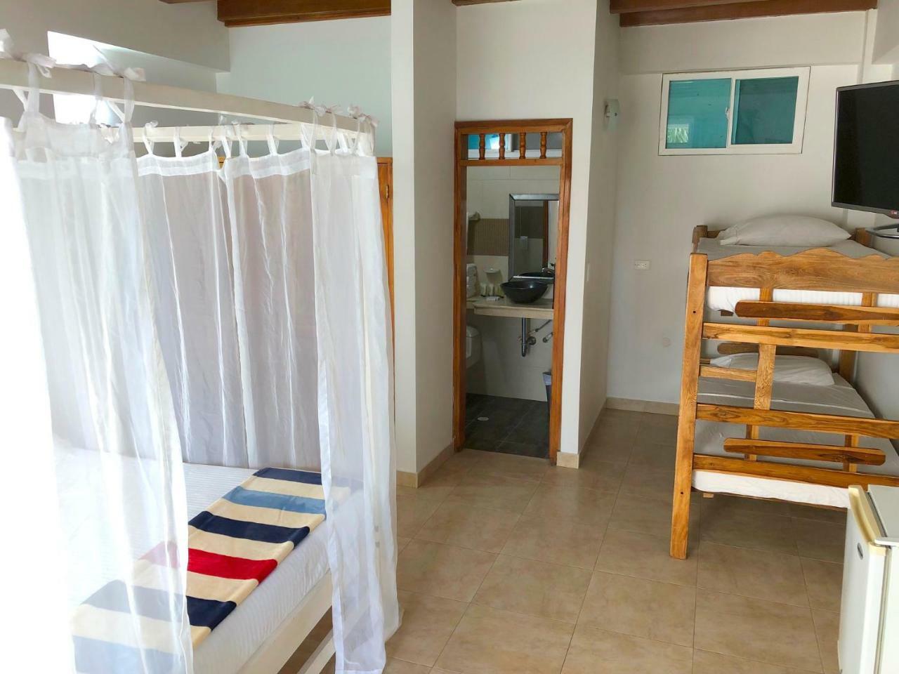 Hotel Aria Manzanillo Картахена Экстерьер фото
